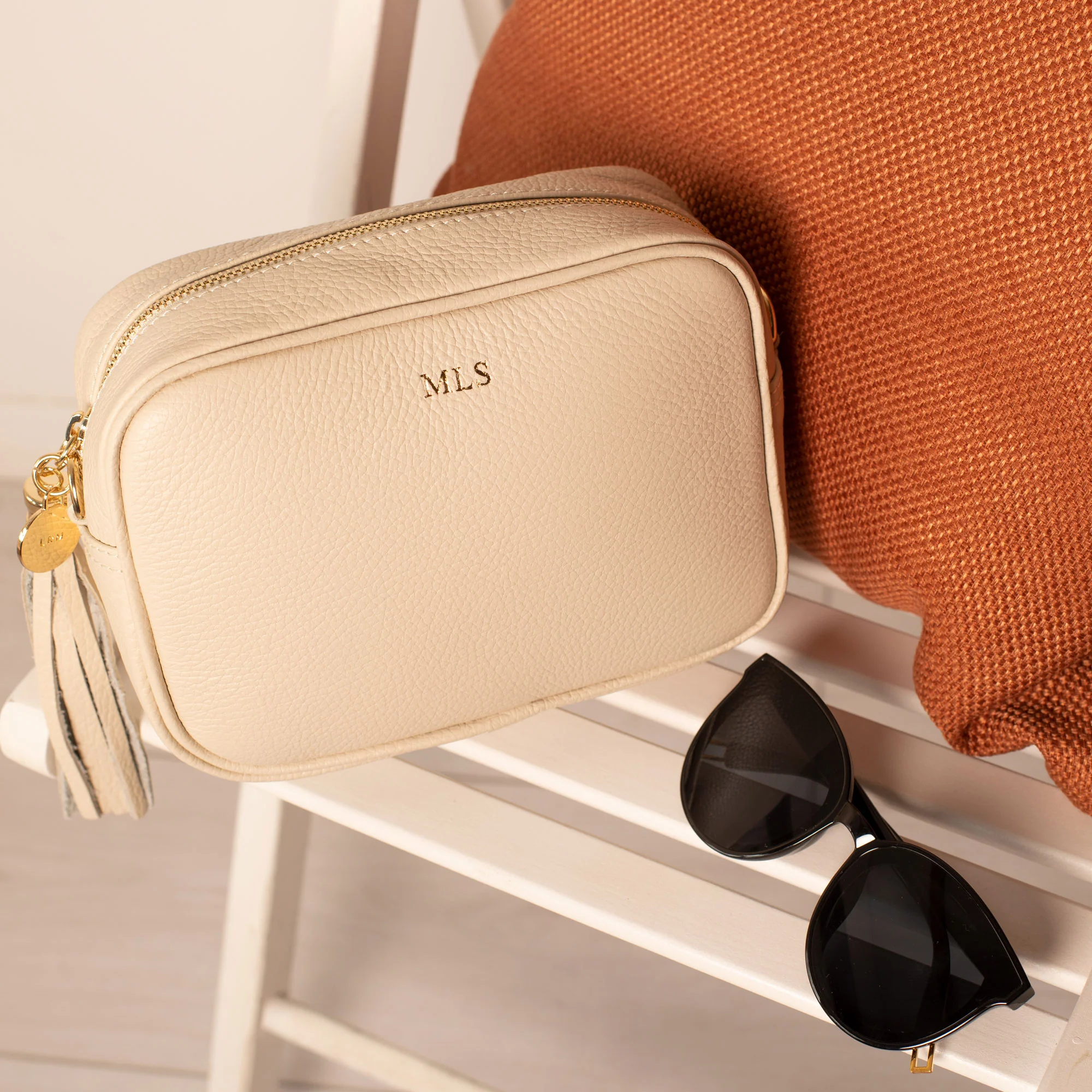 Leather Lady Cross Body Bag - Image 8