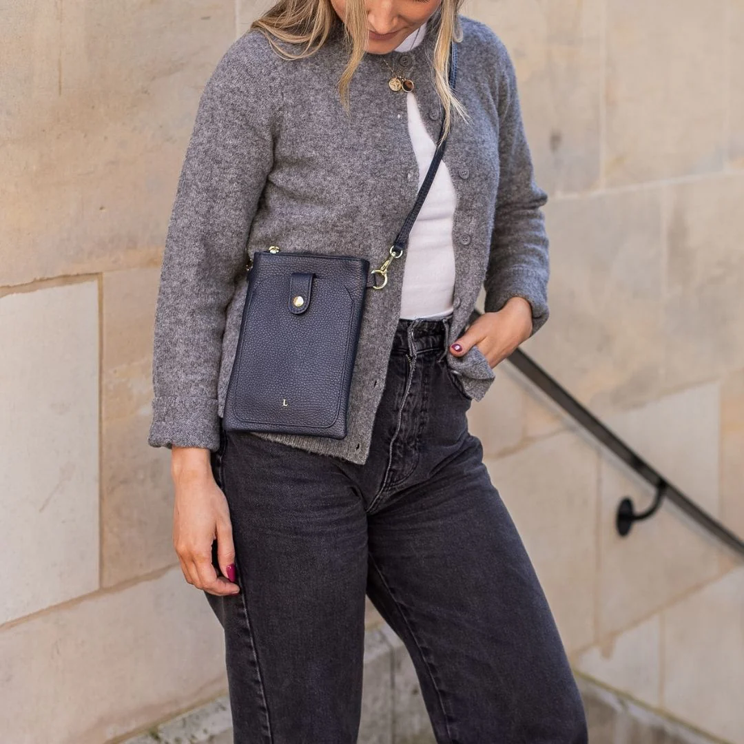 Phoebe Phone Bag - Image 3