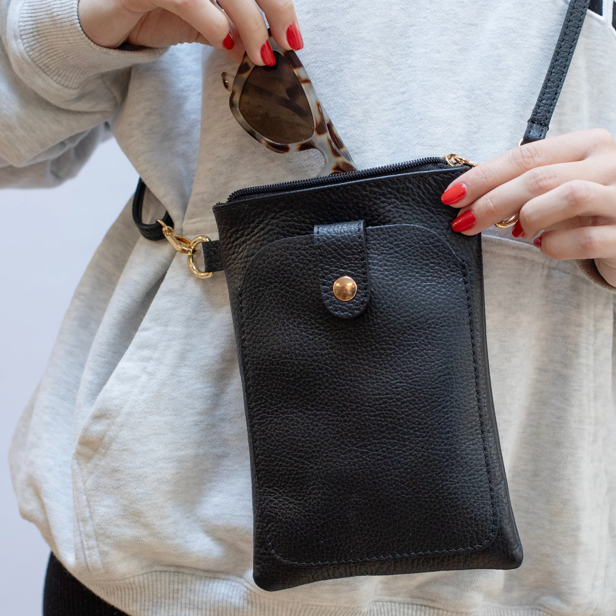 Phoebe Phone Bag - Image 9