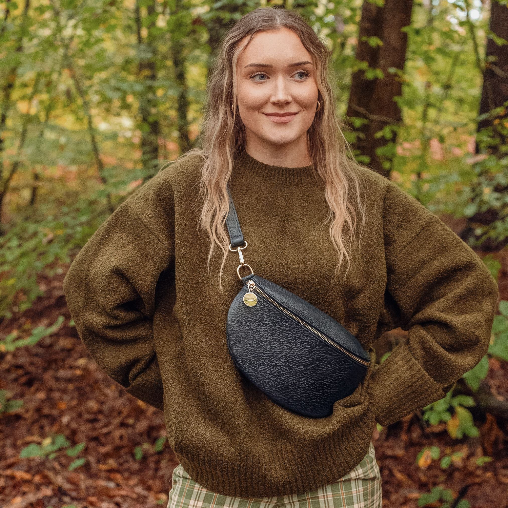 Pippa Hip Bag - Image 12