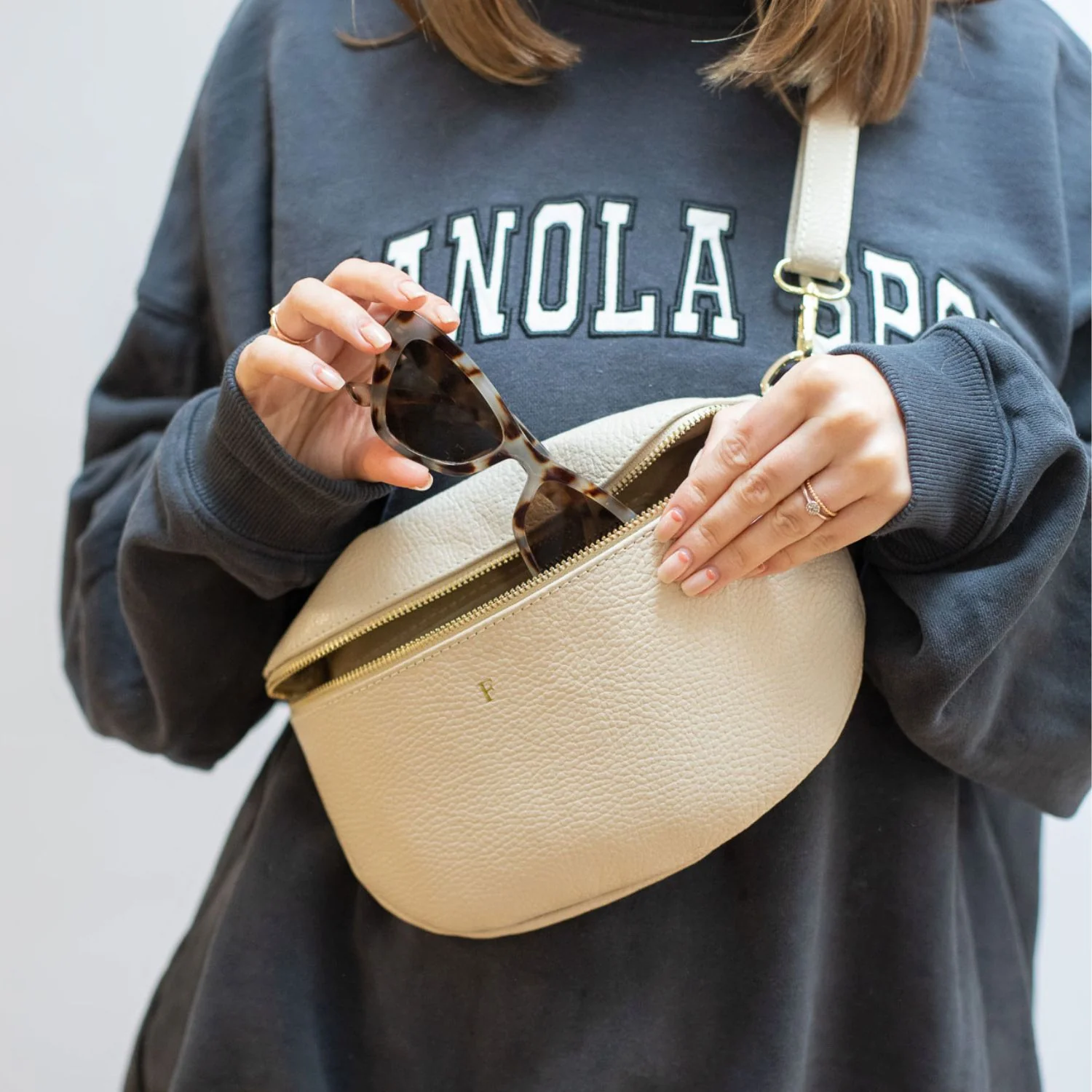 Pippa Hip Bag - Image 7